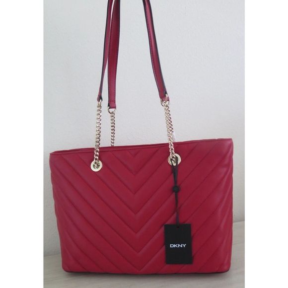 DKNY R04AZG68 Red Quilted Chevron Veronica Tote Bag w/Chain Shoulder Strap $168 - Picture 4 of 11